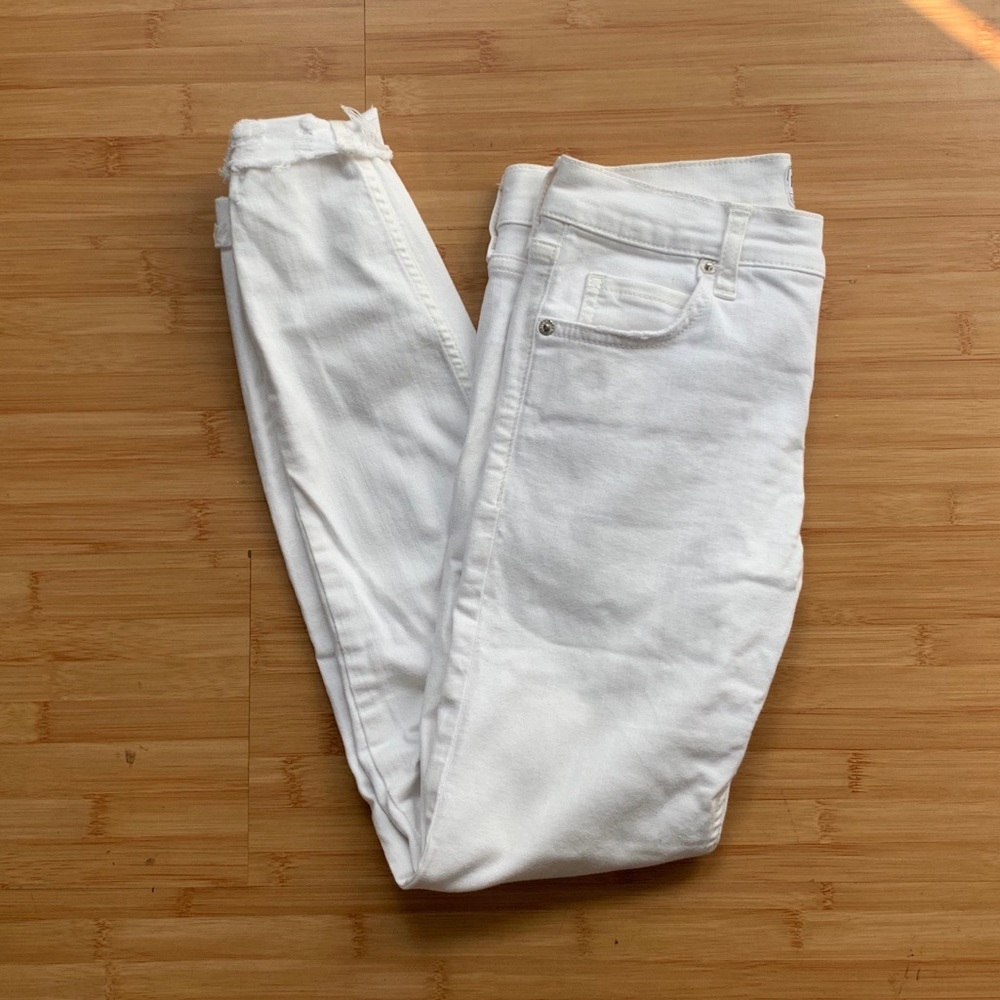 Free People Distressed White Jeans - 26